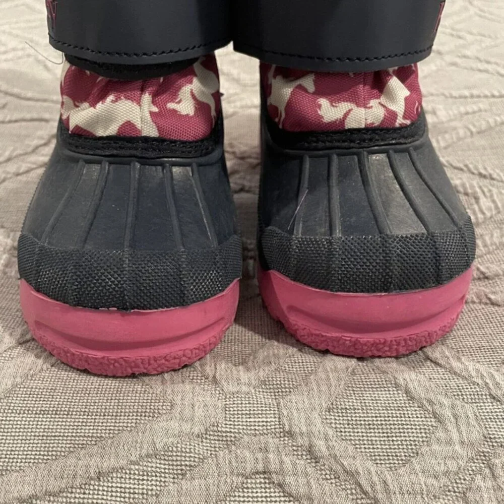 Hatley Sz 7 Pink Horse Print Snow Boots